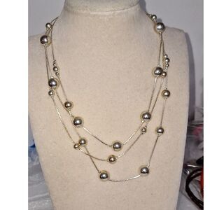 A Women's Necklace Layered Silver Tone Floating Beads Elegant Classic
